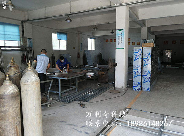 廠房環(huán)境